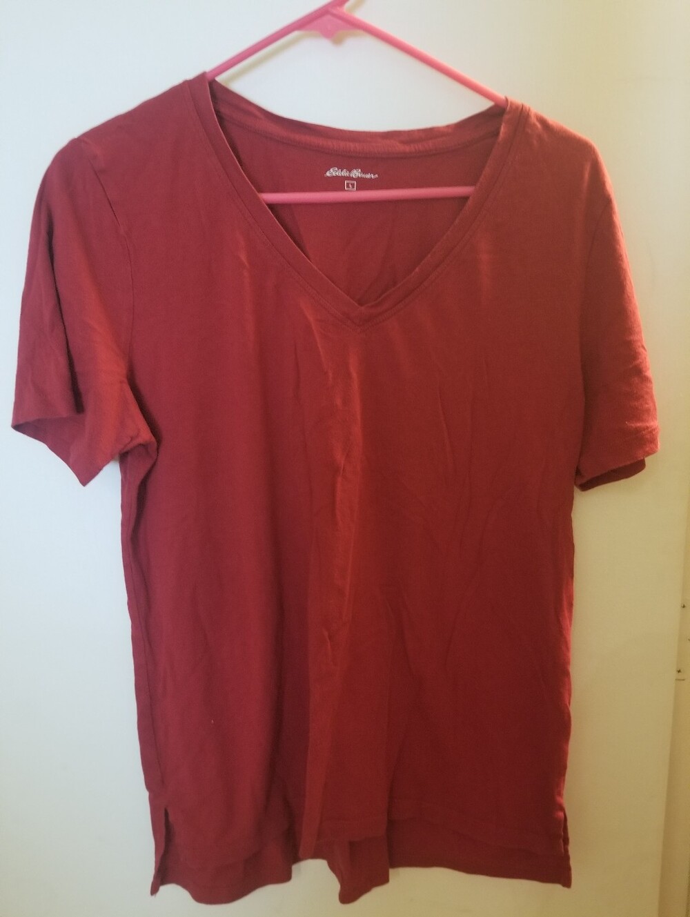 Eddie Bauer Women’s V-Neck Short Sleeve Tee — Burgundy - Size Large